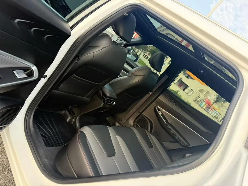 Geely Boyue 2023 Boyue COOL 1.5T Smart interior photo 9 Geely Boyue 2023 Boyue COOL 1.5T Smart interior photo 9