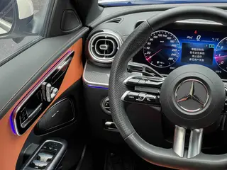 Mercedes-Benz C-Class 2023 Restyling C 260 L Sports version interior photo 18 Mercedes-Benz C-Class 2023 Restyling C 260 L Sports version interior photo 18