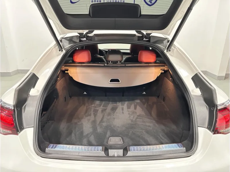 Mercedes-Benz GLC Coupe 2021 GLC 260 4MATIC Coupé SUV extérieur photo 6