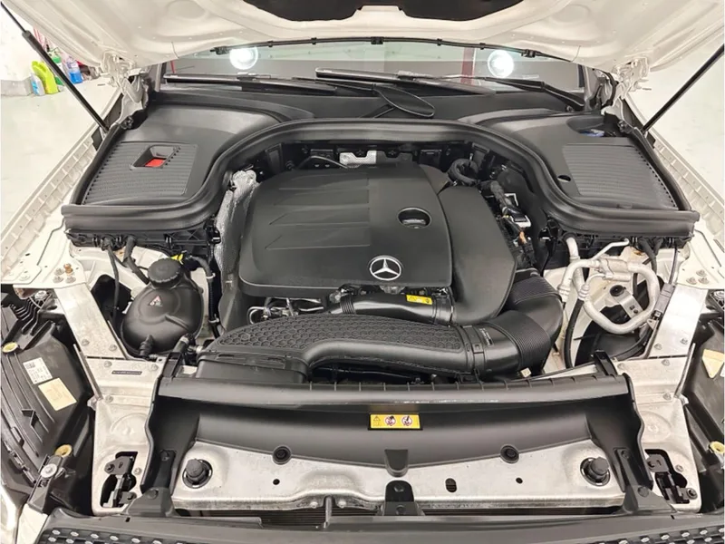 Mercedes-Benz GLC Coupe 2021 GLC 260 4MATIC Coupé SUV extérieur photo 7