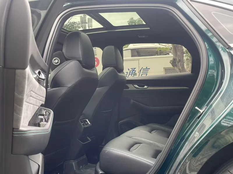 Geely Preface 2023 2.0T Only this turquoise version interior photo 6