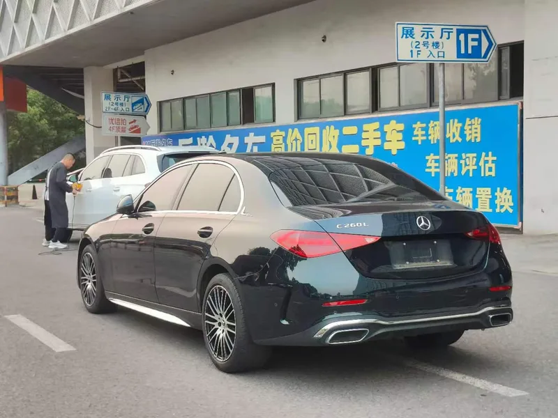 Mercedes-Benz C-Class 2023 C 260 L Sports version exterior photo 6
