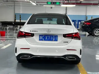 Mercedes-Benz A-Class 2021 A 200 L Sports Sedan Dynamic Edition exterior photo 4