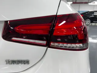 Mercedes-Benz A-Class 2021 A 200 L Sports Sedan Dynamic Edition interior photo 15