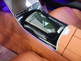 Mercedes-Benz S-Class 2023 S 450 L 4MATIC intérieur photo 13