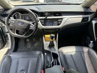Geely Vision X3 2019 Upgraded version 1.5L Manual Honorable Type interior photo 8 Geely Vision X3 2019 Upgraded version 1.5L Manual Honorable Type interior photo 8