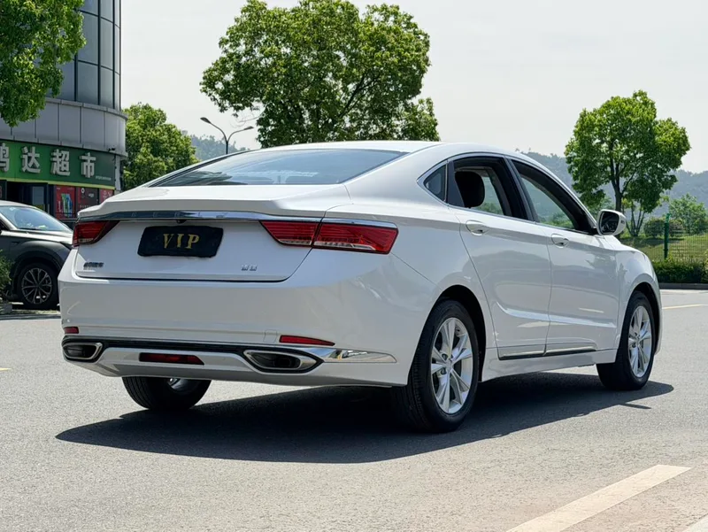 Geely Borui 2020 Модификация 1.8T Пилотная версия экстерьер фото 4 Geely Borui 2020 Модификация 1.8T Пилотная версия экстерьер фото 4