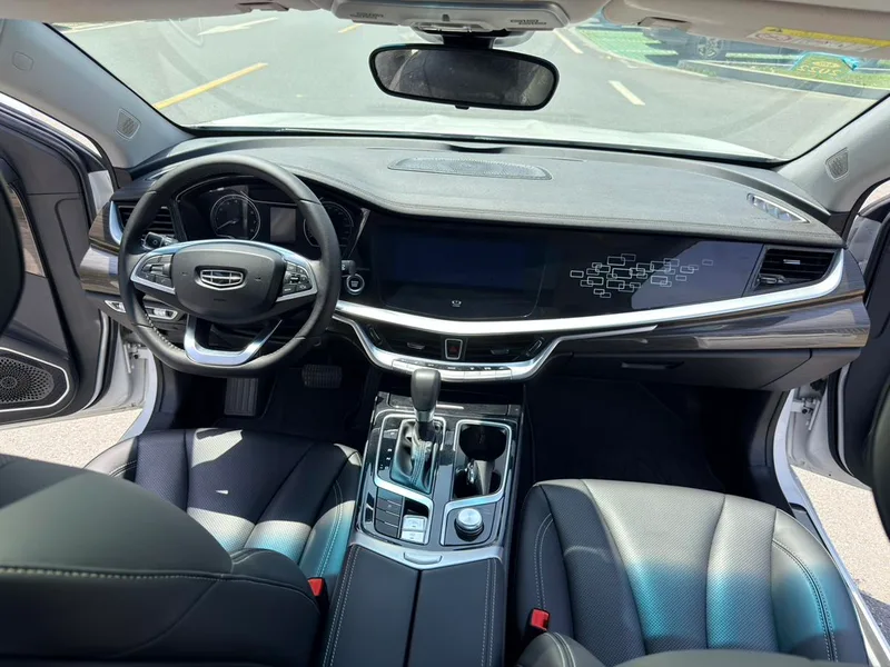 Geely Borui 2020 Модификация 1.8T Пилотная версия интерьер фото 14 Geely Borui 2020 Модификация 1.8T Пилотная версия интерьер фото 14