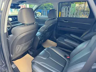 Hyundai Palisade 2021 3.5L Four-wheel drive automatic GLS interior photo 18 Hyundai Palisade 2021 3.5L Four-wheel drive automatic GLS interior photo 18