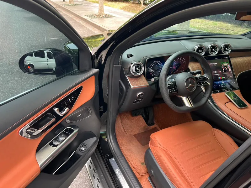 Mercedes-Benz GLC 2024 GLC 300 L 4MATIC Dynamic 5 seat exterior photo 8 Mercedes-Benz GLC 2024 GLC 300 L 4MATIC Dynamic 5 seat exterior photo 8