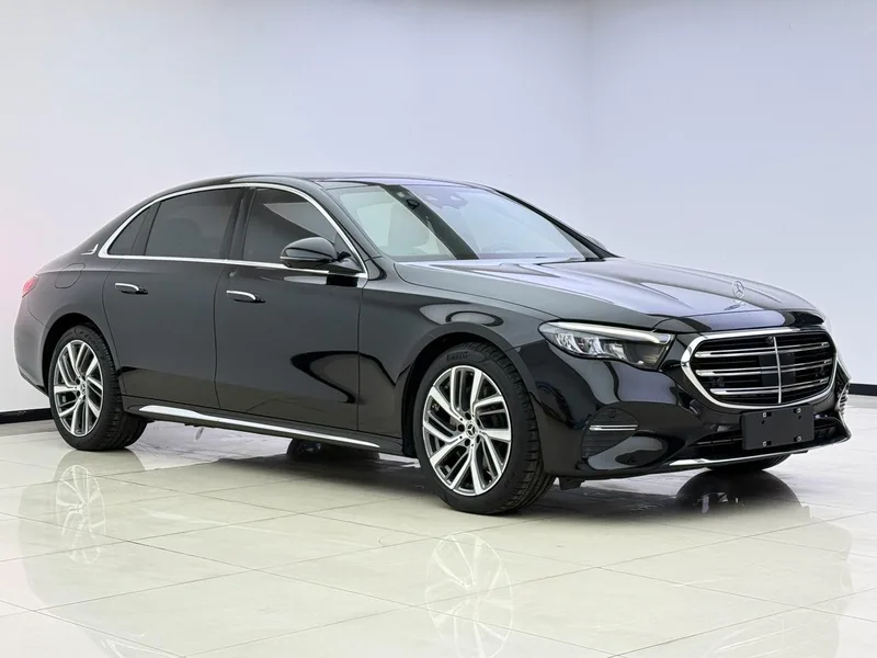 Mercedes-Benz E-Class 2024 E 300 L Fashionable Passenger car exterior photo 3 Mercedes-Benz E-Class 2024 E 300 L Fashionable Passenger car exterior photo 3