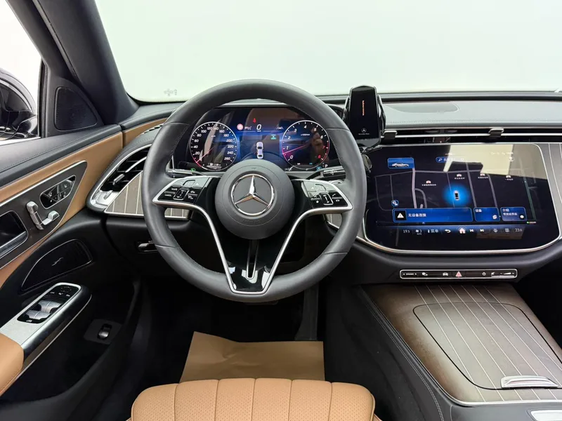 Mercedes-Benz E-Class 2024 E 300 L Fashionable Passenger car exterior photo 9 Mercedes-Benz E-Class 2024 E 300 L Fashionable Passenger car exterior photo 9
