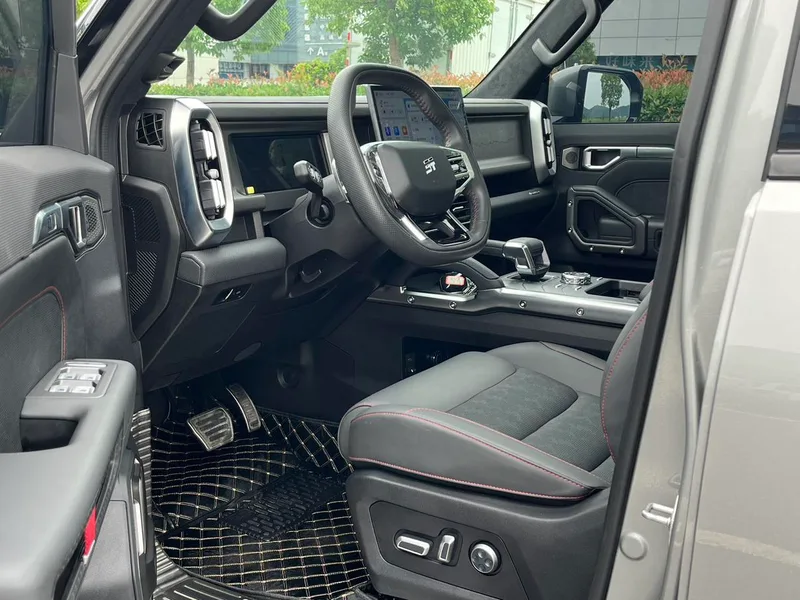 Jetour T2 2024 2.0TD Four-wheel drive Time travel PRO Entertainment Edition exterior photo 4