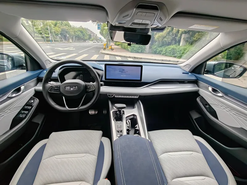 Geely Preface 2021 2.0T Премиальная комплектация интерьер фото 8 Geely Preface 2021 2.0T Премиальная комплектация интерьер фото 8