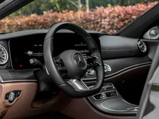 Mercedes-Benz E-Class 2021 Restyling E 260 L sports car interior photo 9
