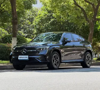 Mercedes-Benz GLC Coupe 2024 GLC 260 4MATIC coupe SUV exterior photo 1 Mercedes-Benz GLC Coupe 2024 GLC 260 4MATIC coupe SUV exterior photo 1