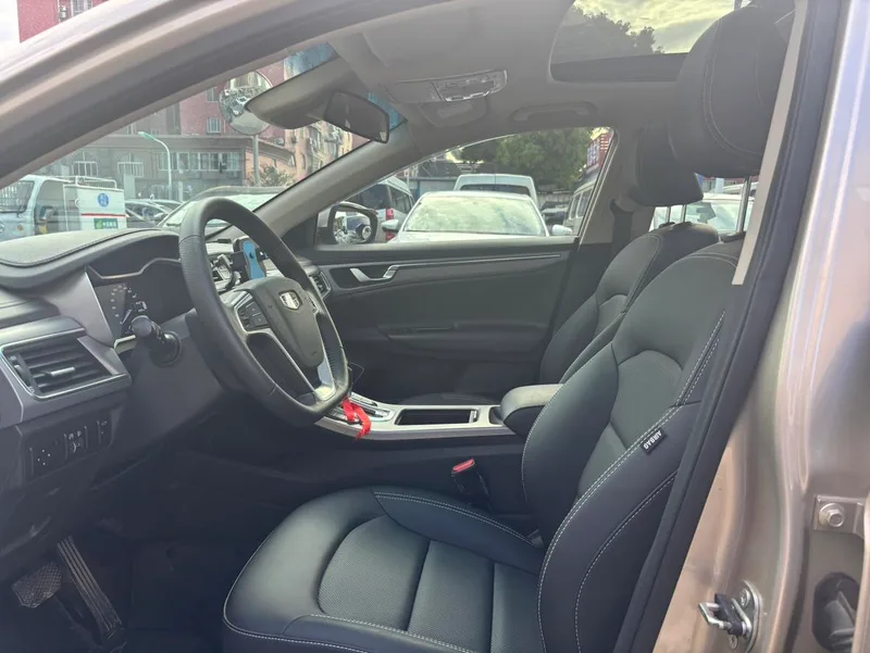 Geely Emgrand GL 2018 1.4T Tipo de conexión inteligente premium automática exterior foto 5 Geely Emgrand GL 2018 1.4T Tipo de conexión inteligente premium automática exterior foto 5