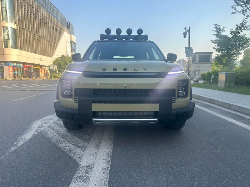 Geely Cowboy 2025 1.5TD Fun Wild Edition exterior photo 2 Geely Cowboy 2025 1.5TD Fun Wild Edition exterior photo 2