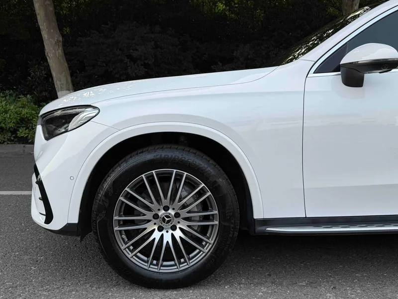 Mercedes-Benz GLC 2024 GLC 300 L 4MATIC Dynamic 5 seat exterior photo 7