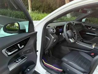 Mercedes-Benz GLC 2024 GLC 300 L 4MATIC Dynamic 5 seat interior photo 15