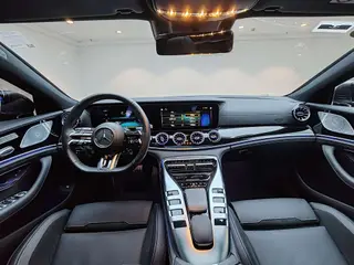 Mercedes-Benz AMG GT 2023 AMG GT 50 Coche deportivo de cuatro puertas interior foto 12