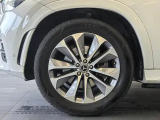 Mercedes-Benz GLE (Imported) 2022 GLE 350 4MATIC Fashionable exterior photo 9 Mercedes-Benz GLE (Imported) 2022 GLE 350 4MATIC Fashionable exterior photo 9