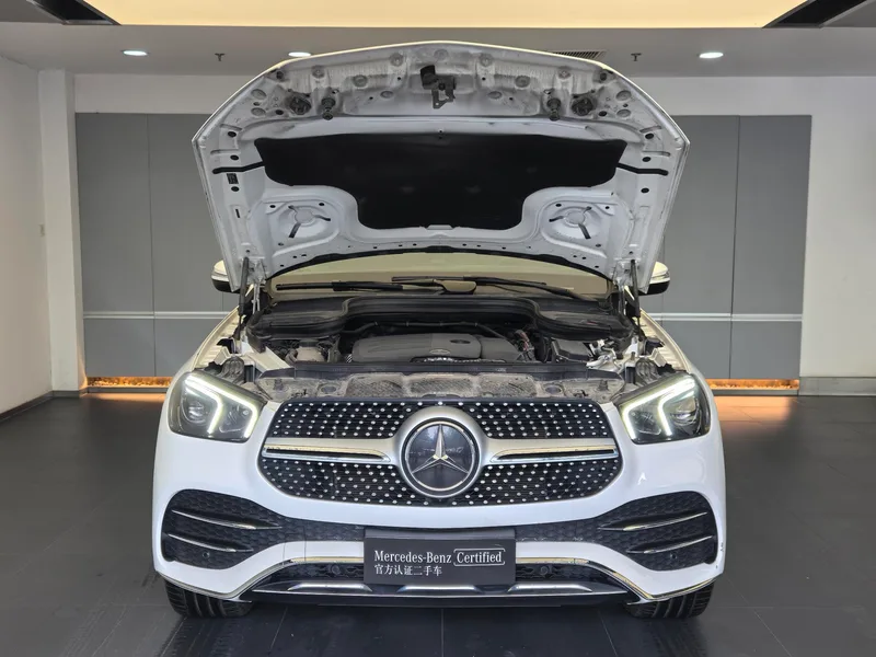 Mercedes-Benz GLE (Imported) 2022 GLE 350 4MATIC Fashionable interior photo 10 Mercedes-Benz GLE (Imported) 2022 GLE 350 4MATIC Fashionable interior photo 10
