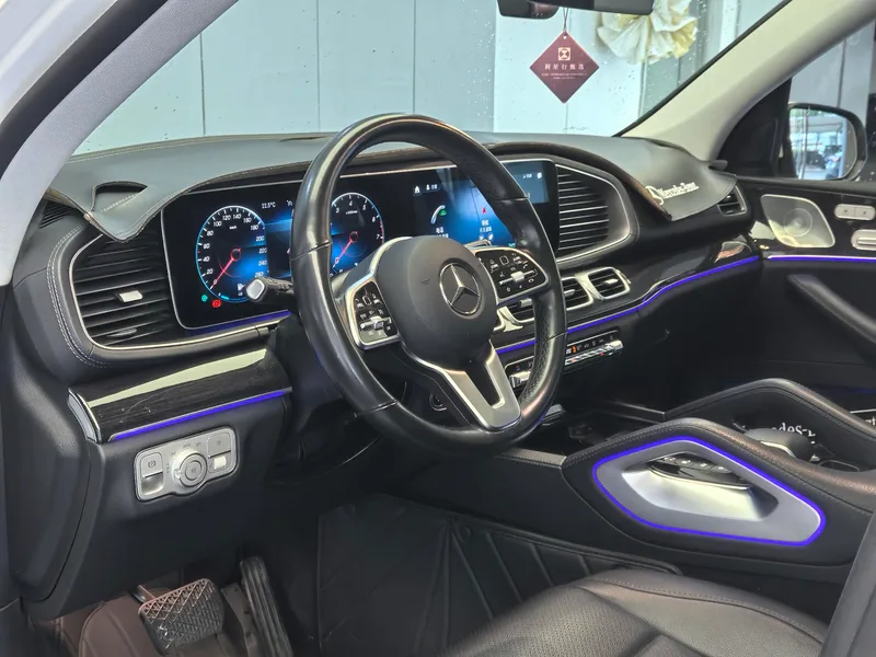 Mercedes-Benz GLE (Imported) 2022 GLE 350 4MATIC Fashionable interior photo 12 Mercedes-Benz GLE (Imported) 2022 GLE 350 4MATIC Fashionable interior photo 12