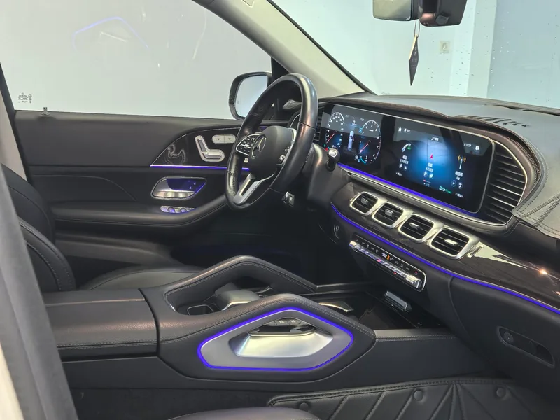 Mercedes-Benz GLE (Imported) 2022 GLE 350 4MATIC Fashionable interior photo 13 Mercedes-Benz GLE (Imported) 2022 GLE 350 4MATIC Fashionable interior photo 13