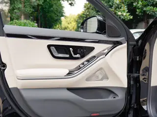 Mercedes-Benz S-Class 2024 S 450 L 4MATIC interior photo 13