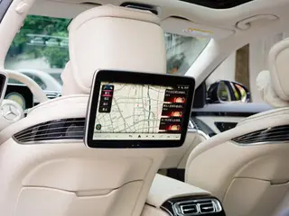 Mercedes-Benz S-Class 2024 S 450 L 4MATIC interior photo 15