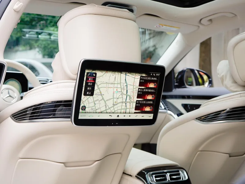 Mercedes-Benz S-Class 2024 S 450 L 4MATIC interior photo 15