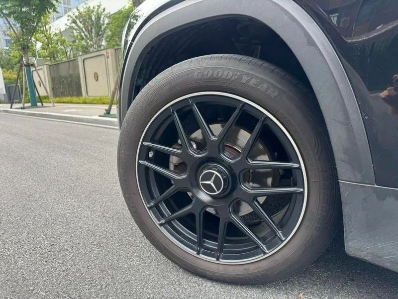 Mercedes-Benz GLB 2021 GLB 200 Estilo de moda exterior foto 6 Mercedes-Benz GLB 2021 GLB 200 Estilo de moda exterior foto 6