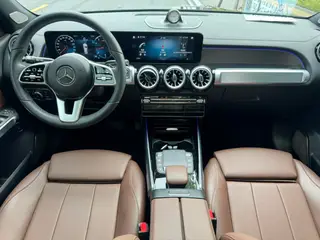 Mercedes-Benz GLB 2021 GLB 200 Estilo de moda interior foto 13 Mercedes-Benz GLB 2021 GLB 200 Estilo de moda interior foto 13