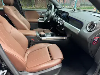Mercedes-Benz GLB 2021 GLB 200 Estilo de moda interior foto 17 Mercedes-Benz GLB 2021 GLB 200 Estilo de moda interior foto 17