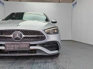 Mercedes-Benz C-Class 2022 C 200 L Sports version interior photo 18 Mercedes-Benz C-Class 2022 C 200 L Sports version interior photo 18