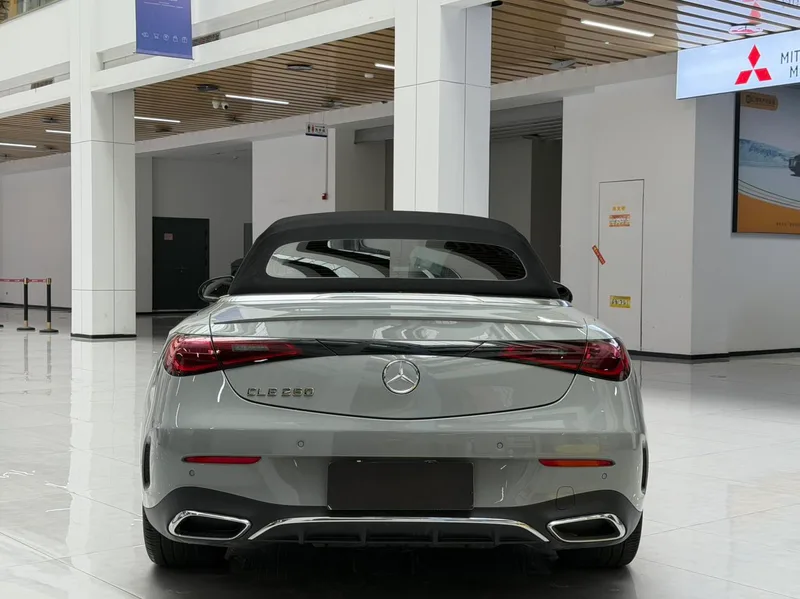 Mercedes-Benz CLE 2026 CLE 260 Convertible Coupe exterior photo 5