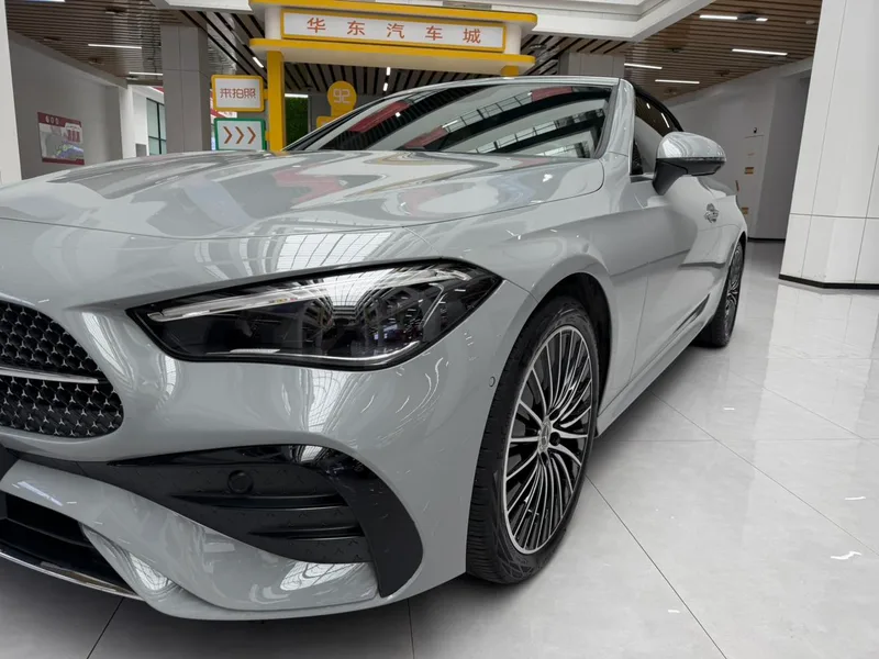 Mercedes-Benz CLE 2026 CLE 260 Convertible Coupe exterior photo 7