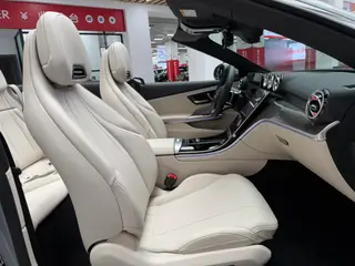 Mercedes-Benz CLE 2026 CLE 260 Convertible Coupe interior photo 15