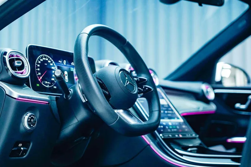 Mercedes-Benz C-Class 2023 C 260 L Спортивная версия интерьер фото 6