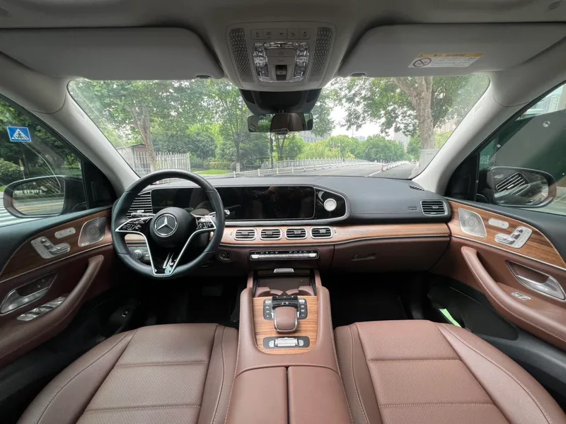 Mercedes-Benz GLE (Imported) 2025 GLE 450 4MATIC Estilo de moda interior foto 7