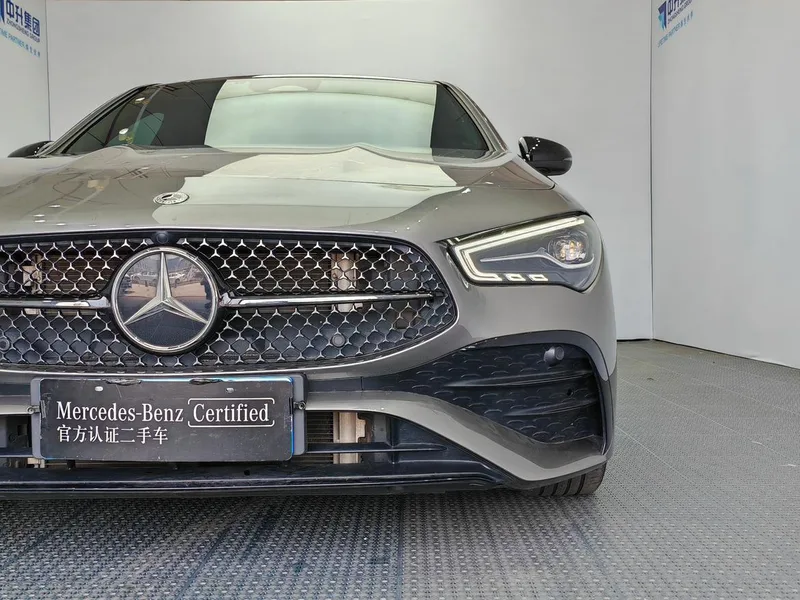 Mercedes-Benz CLA 2024 CLA 220 Four-door coupe interior photo 18 Mercedes-Benz CLA 2024 CLA 220 Four-door coupe interior photo 18