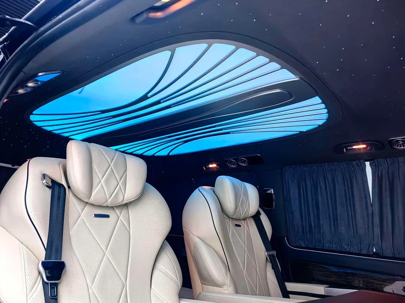 Mercedes-Benz Vito 2021 2.0T Elite Edition 7 seat interior photo 14 Mercedes-Benz Vito 2021 2.0T Elite Edition 7 seat interior photo 14