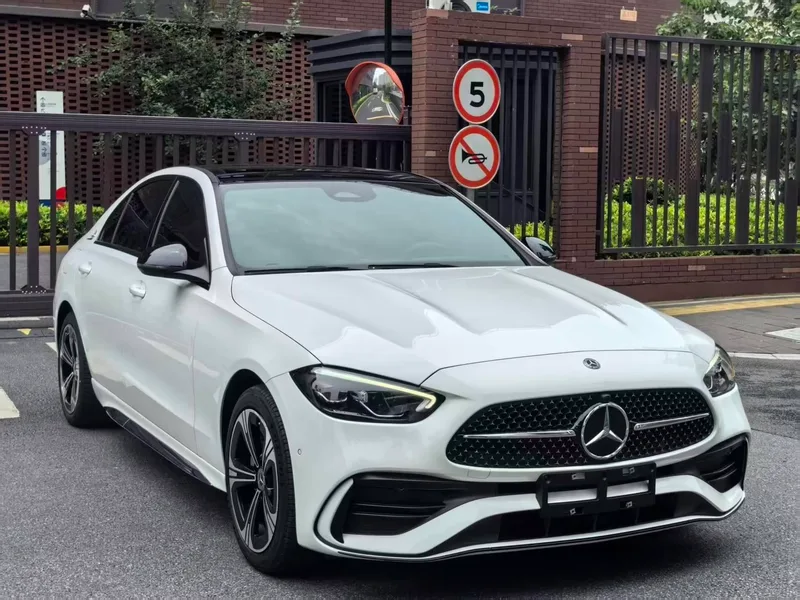 Mercedes-Benz C-Class 2022 C 260 L Version sportive de la nuit Hao extérieur photo 2