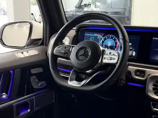 Mercedes-Benz G-Class 2024 G 500 intérieur photo 7