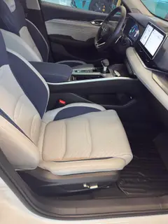 Geely Preface 2023 2.0T Acabado premium interior foto 17 Geely Preface 2023 2.0T Acabado premium interior foto 17