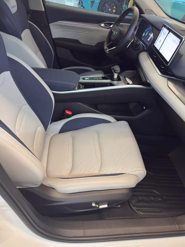 Geely Preface 2023 2.0T Acabado premium interior foto 17 Geely Preface 2023 2.0T Acabado premium interior foto 17