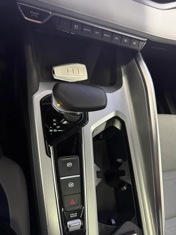 Geely Preface 2023 2.0T Acabado premium interior foto 20 Geely Preface 2023 2.0T Acabado premium interior foto 20
