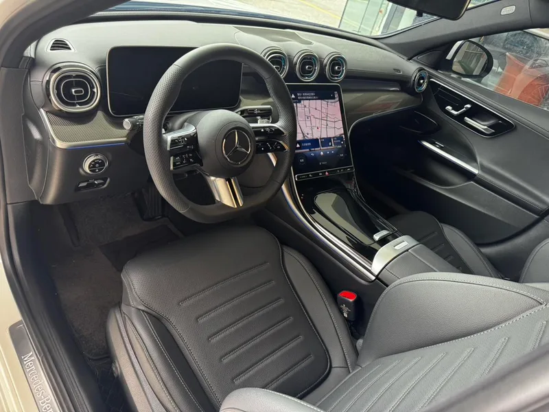 Mercedes-Benz C-Class 2025 C 260 L Sports version exterior photo 6