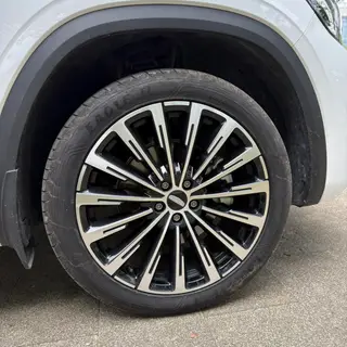 Geely Monjaro 2025 2.0TD Высокая работа автоматически с двумя приводами интерьер фото 14 Geely Monjaro 2025 2.0TD Высокая работа автоматически с двумя приводами интерьер фото 14